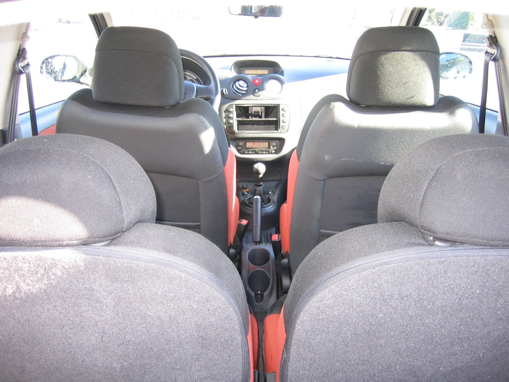 VISTA INTERIOR CITROEN C-2 VTR 1.4 HDI 68CV 