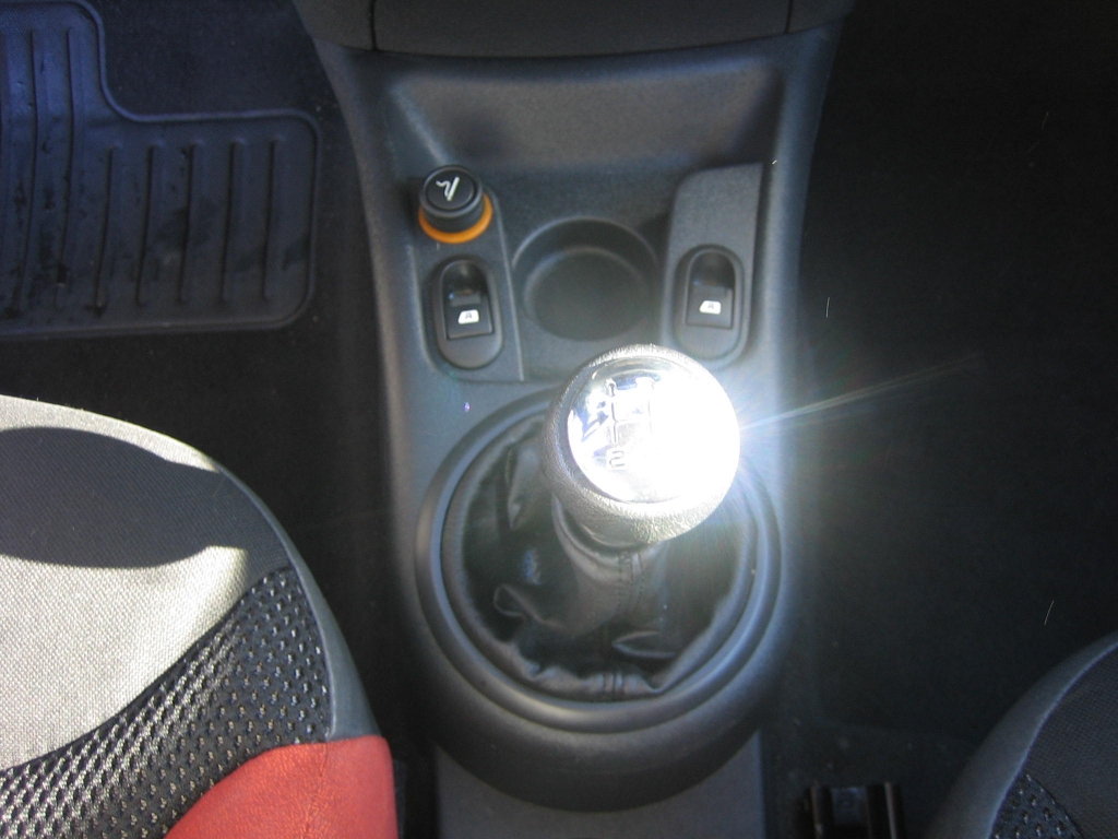 VISTA CAMBIO CITROEN C-2 VTR 1.4 HDI 68CV 