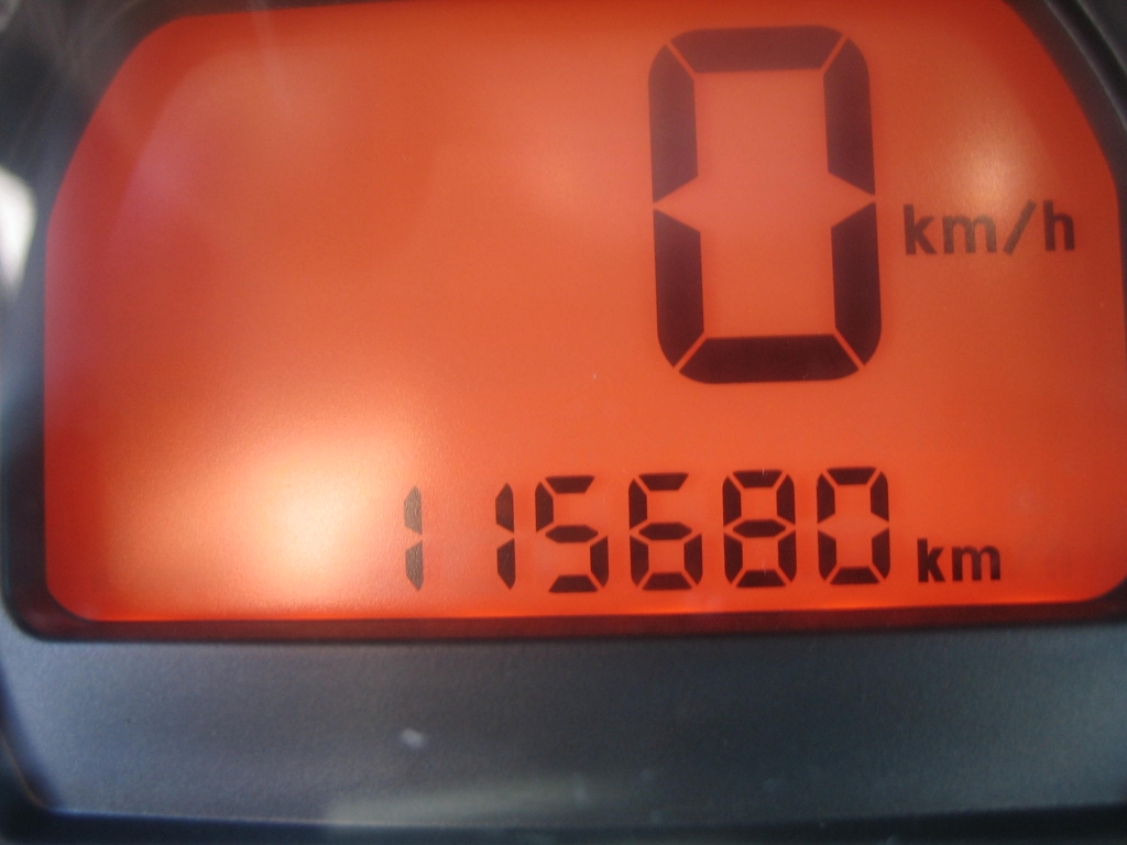 VISTA KM CITROEN C-2 VTR 1.4 HDI 68CV 