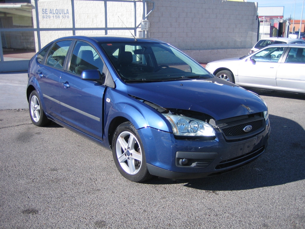 VISTA DELANTERA DERECHA FORD FOCUS 1.8 TDCI TREND 115CV