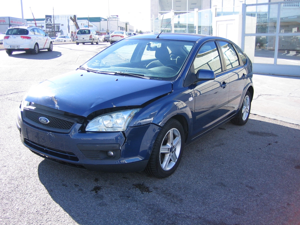 VISTA DELANTERA IZQUIERDA FORD FOCUS 1.8 TDCI TREND 115CV
