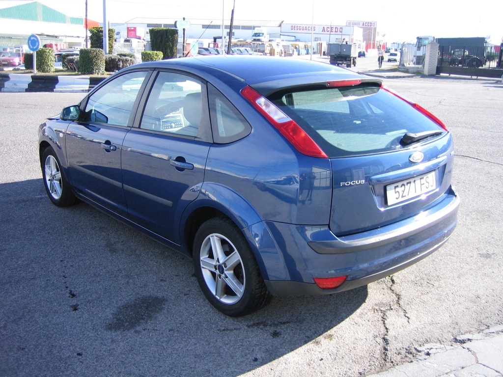 VISTA TRASERA IZQUIERDA FORD FOCUS 1.8 TDCI TREND 115CV