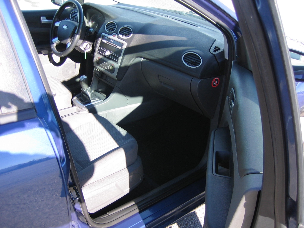 VISTA INTERIOR DERECHO FORD FOCUS 1.8 TDCI TREND 115CV