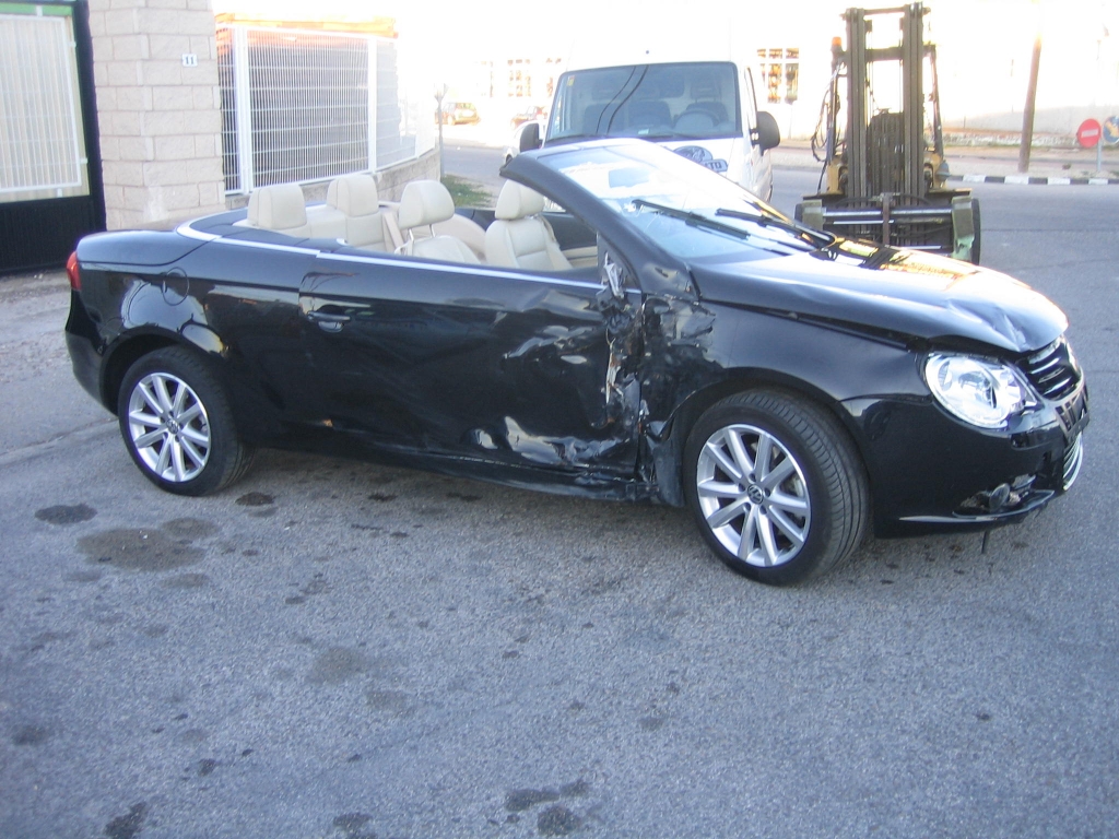 VISTA DELANTERA DERECHA VPLKSWAGEN EOS 2.0 TDI 140CV