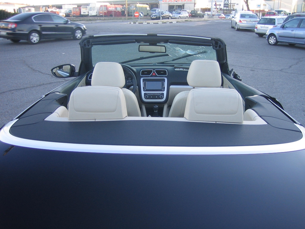 VISTA INTERIOR VPLKSWAGEN EOS 2.0 TDI 140CV