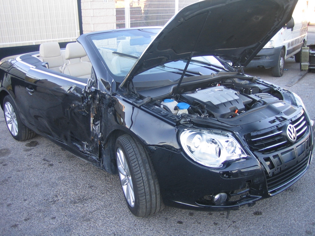 VISTA MOTOR LADO GOLPE VPLKSWAGEN EOS 2.0 TDI 140CV