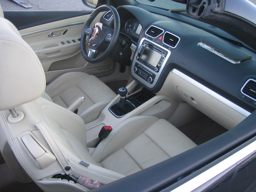 VISTA INTERIOR DERECHO VPLKSWAGEN EOS 2.0 TDI 140CV