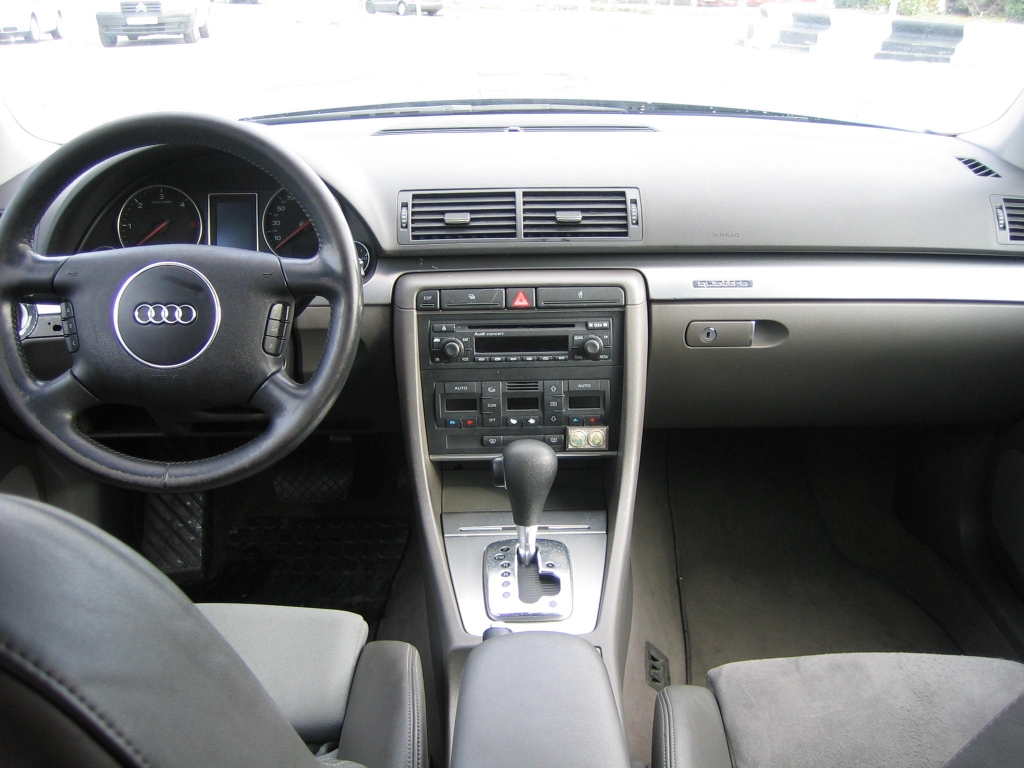 VISTA SALPICADERO AUDI A-4 QUATTRO 2.0 TDI 180CV FAMILIAR