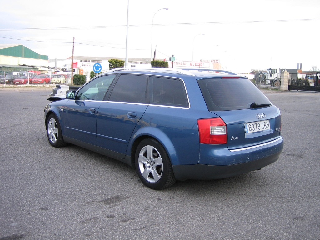 VISTA TRASERA IZQUIERDA AUDI A-4 QUATTRO 2.0 TDI 180CV FAMILIAR