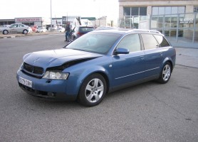 VISTA DELANTERA IZQUIERDA AUDI A-4 QUATTRO 2.0 TDI 180CV FAMILIAR VISTA DELANTERA IZQUIERDA AUDI A-4 QUATTRO 2.0 TDI 180CV FAMILIAR