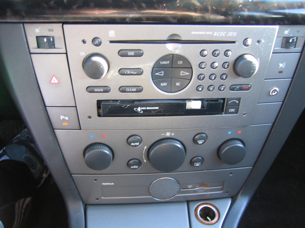 VISTA CD CARGADOR 4 CD Y TLF OPEL SIGNUM 3.0 CDTI 177CV