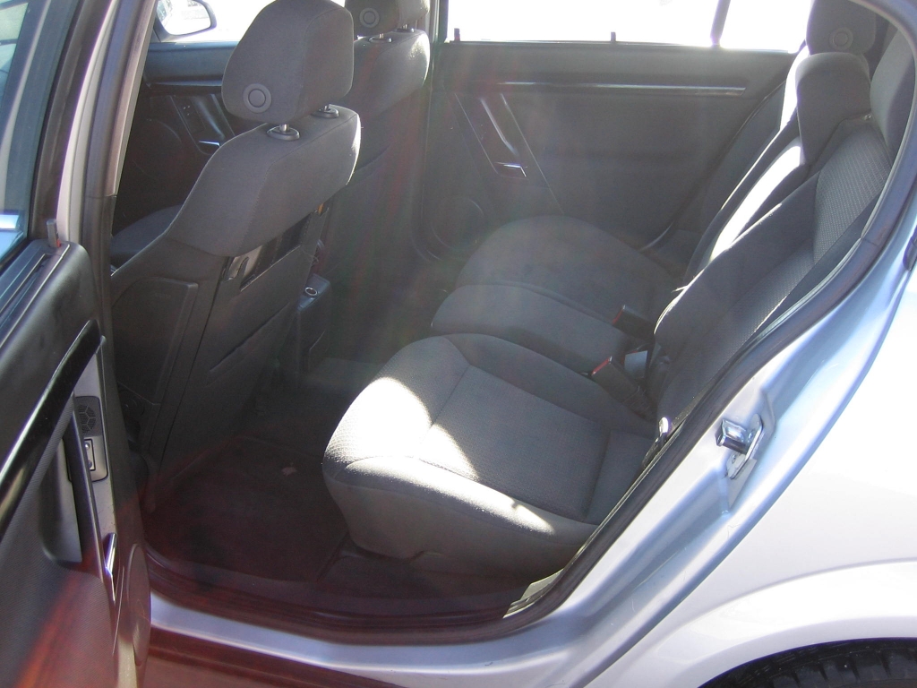 VISTA INTERIOR TRASERO OPEL SIGNUM 3.0 CDTI 177CV