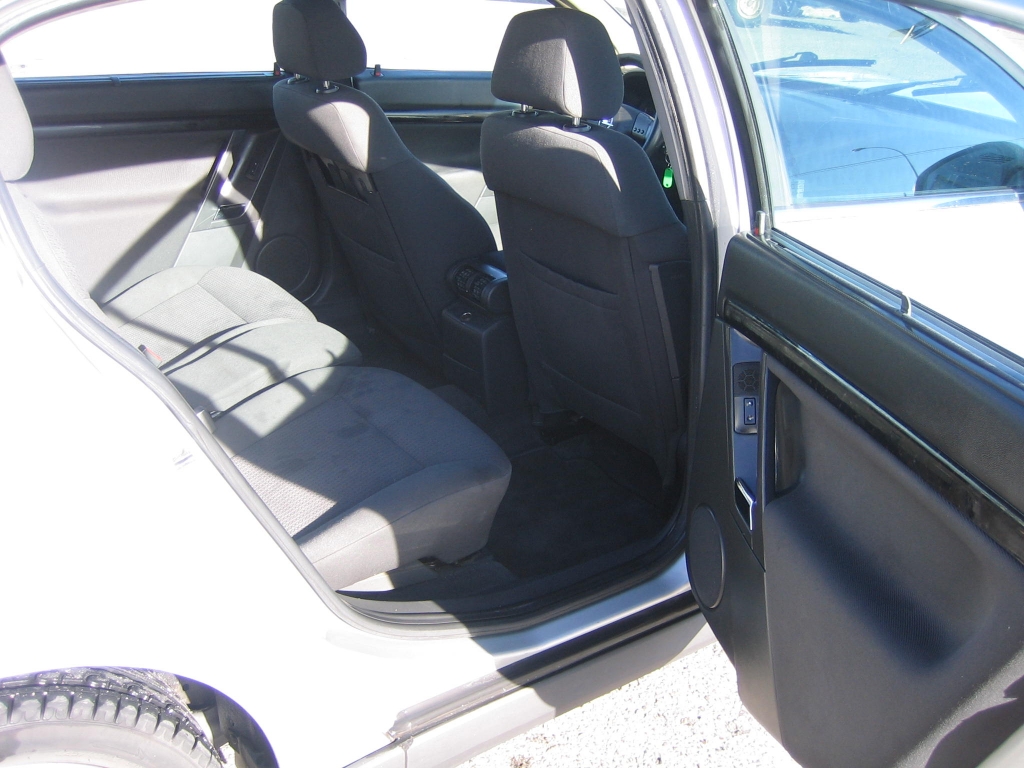 VISTA INTERIOR TRASERO 2 OPEL SIGNUM 3.0 CDTI 177CV