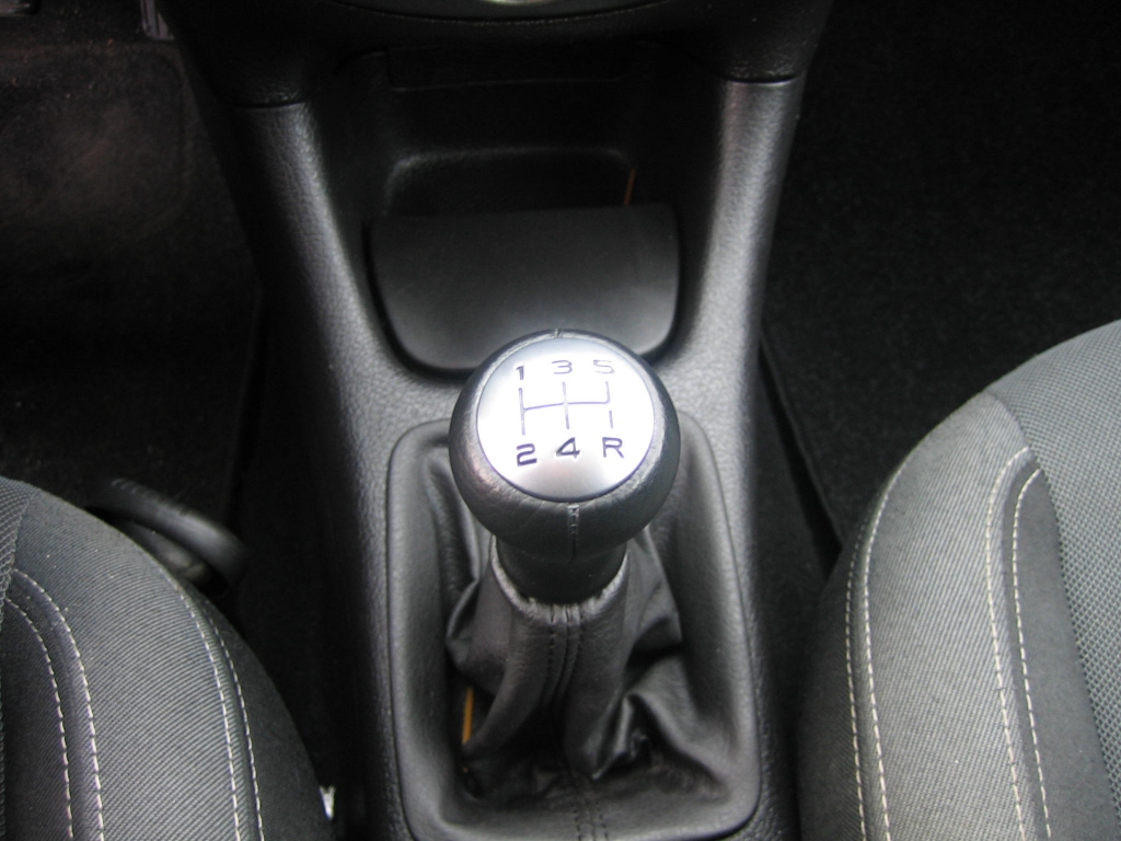 VISTA CAMBIO PEUGEOT 206 X-LINE 1.4 HDI 70CV