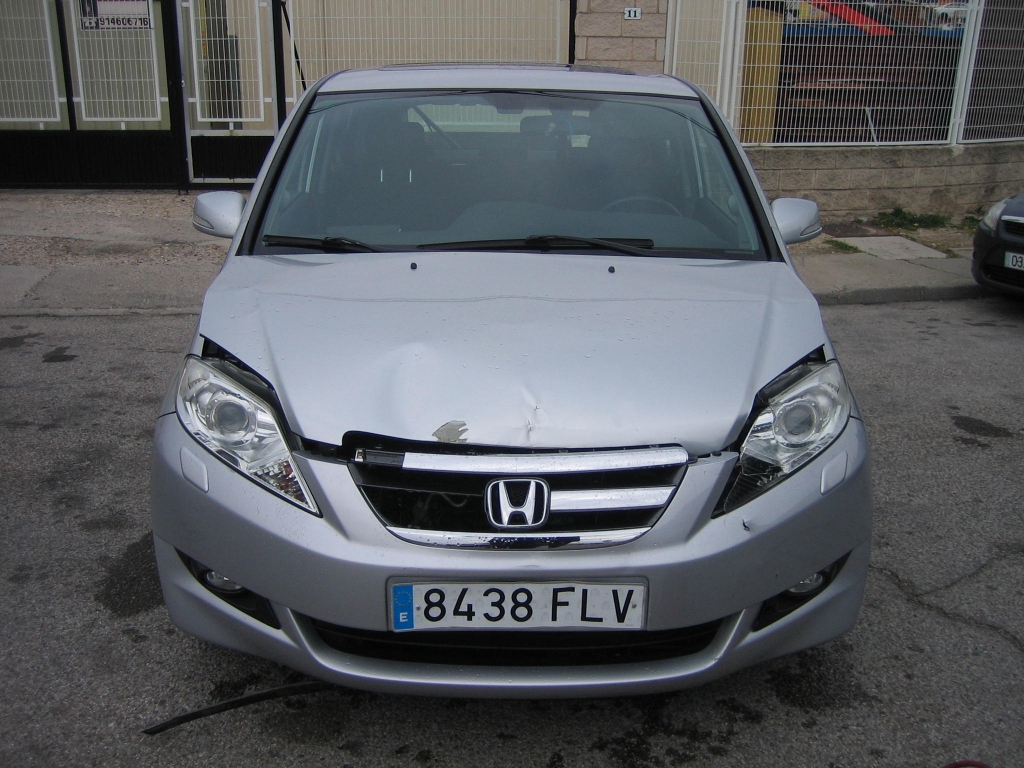 VISTA DELANTERA HONDA FR-V 2.2 I-CTDI 140CV EXECUTIVE 6 PLAZAS