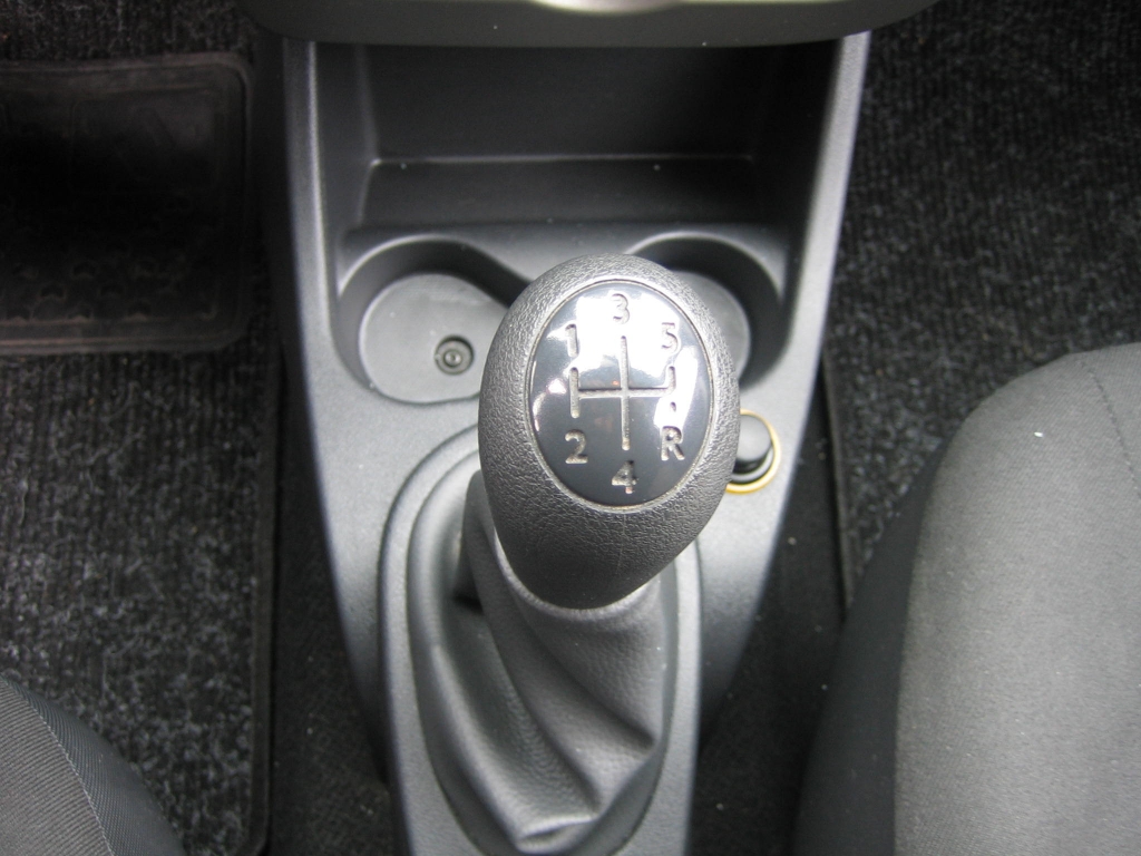 VISTA CAMBIO DACIA SANDERO 1.2 I 75CV GASOLINA