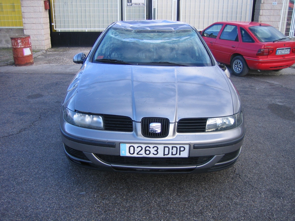 VISTA DELANTERA SEAT LEON 1.9 TDI 110CV 