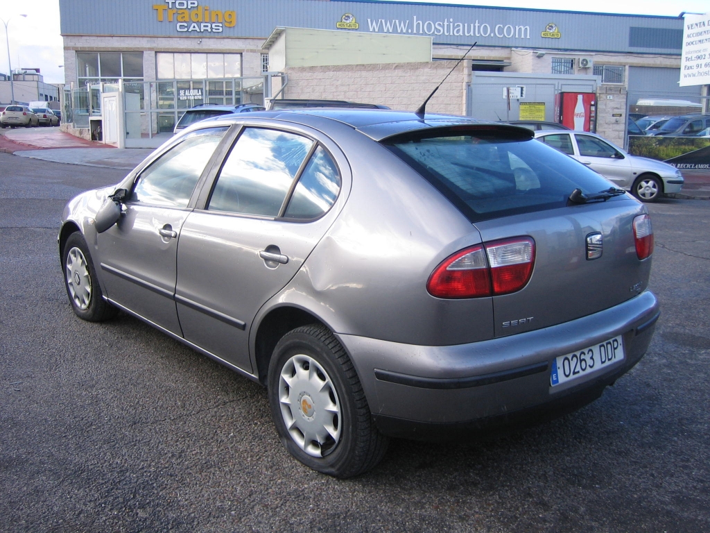 VISTA TRASERA IZQUIERDA SEAT LEON 1.9 TDI 110CV 