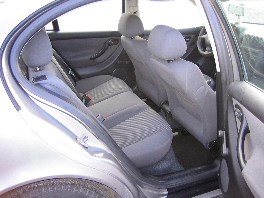 VISTA INTERIOR TRASERO SEAT LEON 1.9 TDI 110CV 