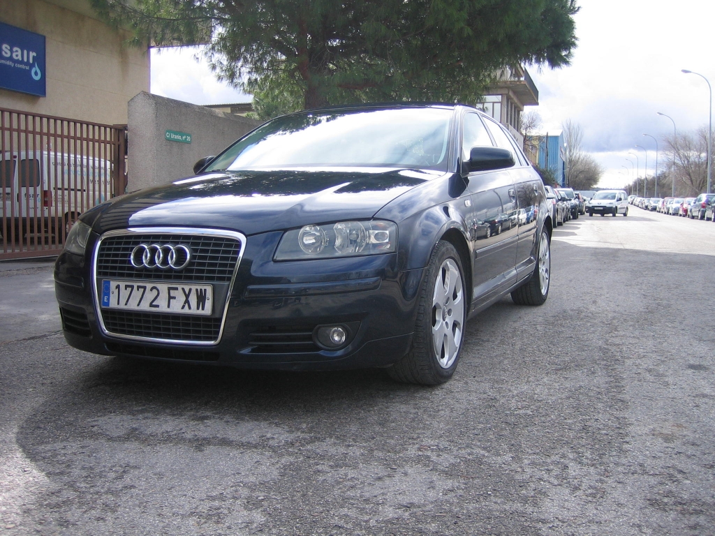 VISTA DELANTERA IZQUIERDA AUDI A-3 SPORTBACK 2.0 TDI 170CV DSG