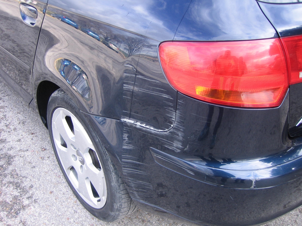 VISTA GOLPE TRASERO IZQUIERDO AUDI A-3 SPORTBACK 2.0 TDI 170CV DSG