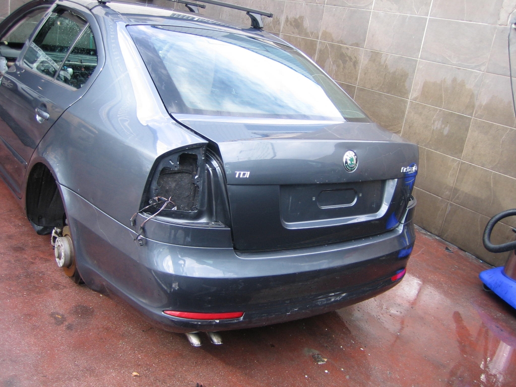 VISTA TRASERA SKODA OCTAVIA 1.9 TDI 90CV