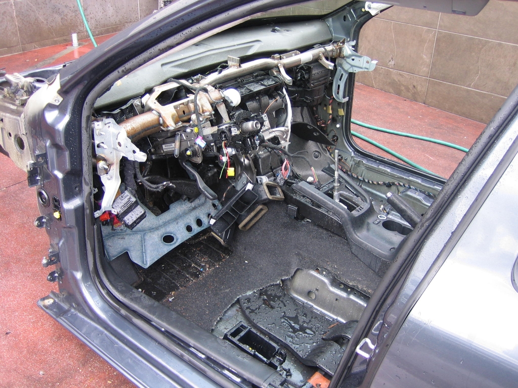 VISTA INTERIOR DELANTERO 2 SKODA OCTAVIA 1.9 TDI 90CV