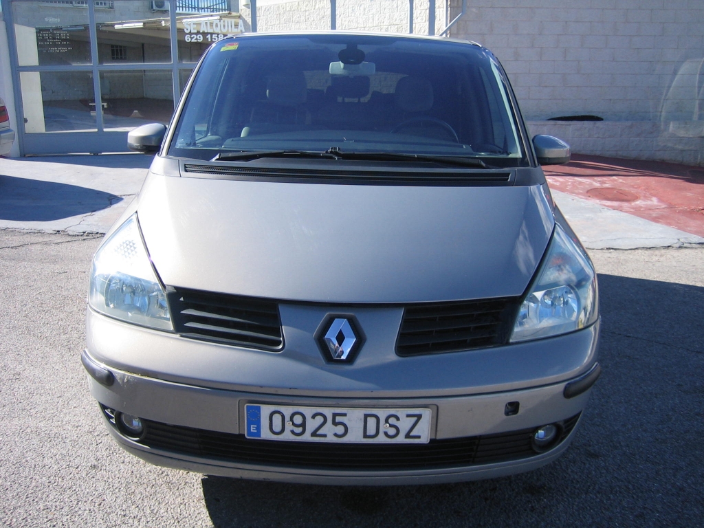 VISTA DELANTERA RENAULT ESPACE 2.2 DCI 150CV 7 PLAZAS