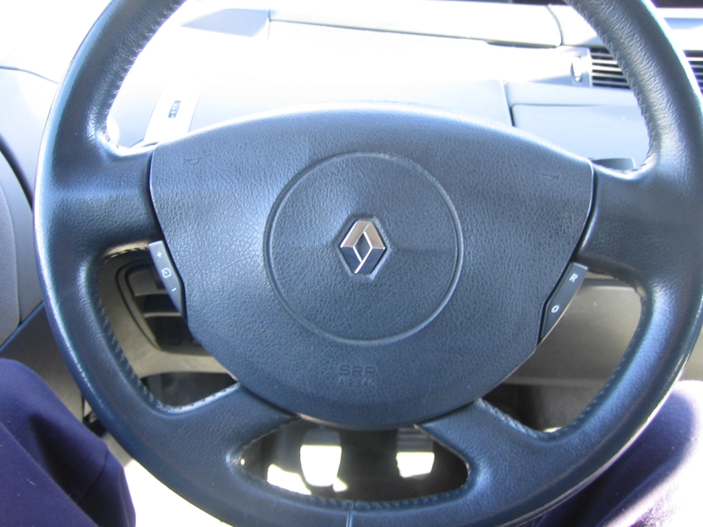 VISTA VOLANTE MULTI FUNCION RENAULT ESPACE 2.2 DCI 150CV 7 PLAZAS