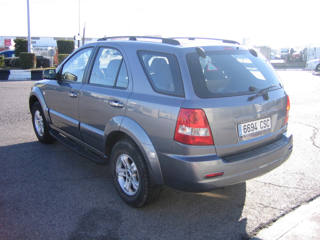 VISTA TRASERA IZQUIERDA KIA SORENTO 2.5 CRDI 140CV 4X4