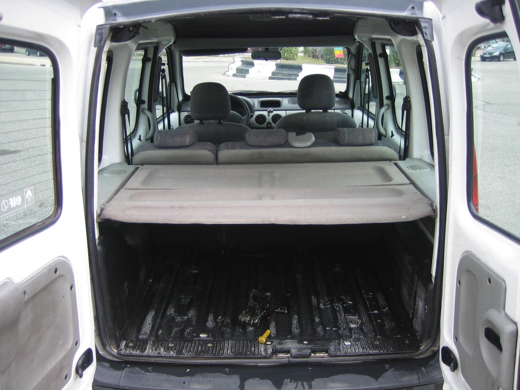 VISTA INTERIOR RENAULT KANGOO 1.5 DCI 65CV COMBI