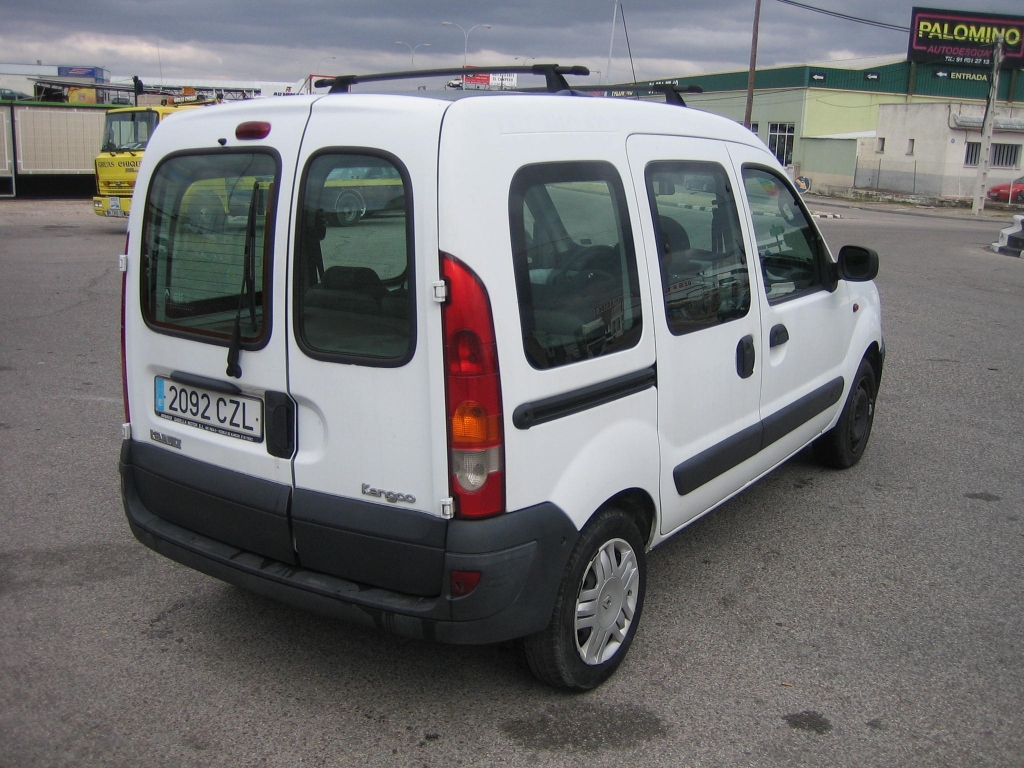 VISTA TRASERA DERECHA RENAULT KANGOO 1.5 DCI 65CV COMBI