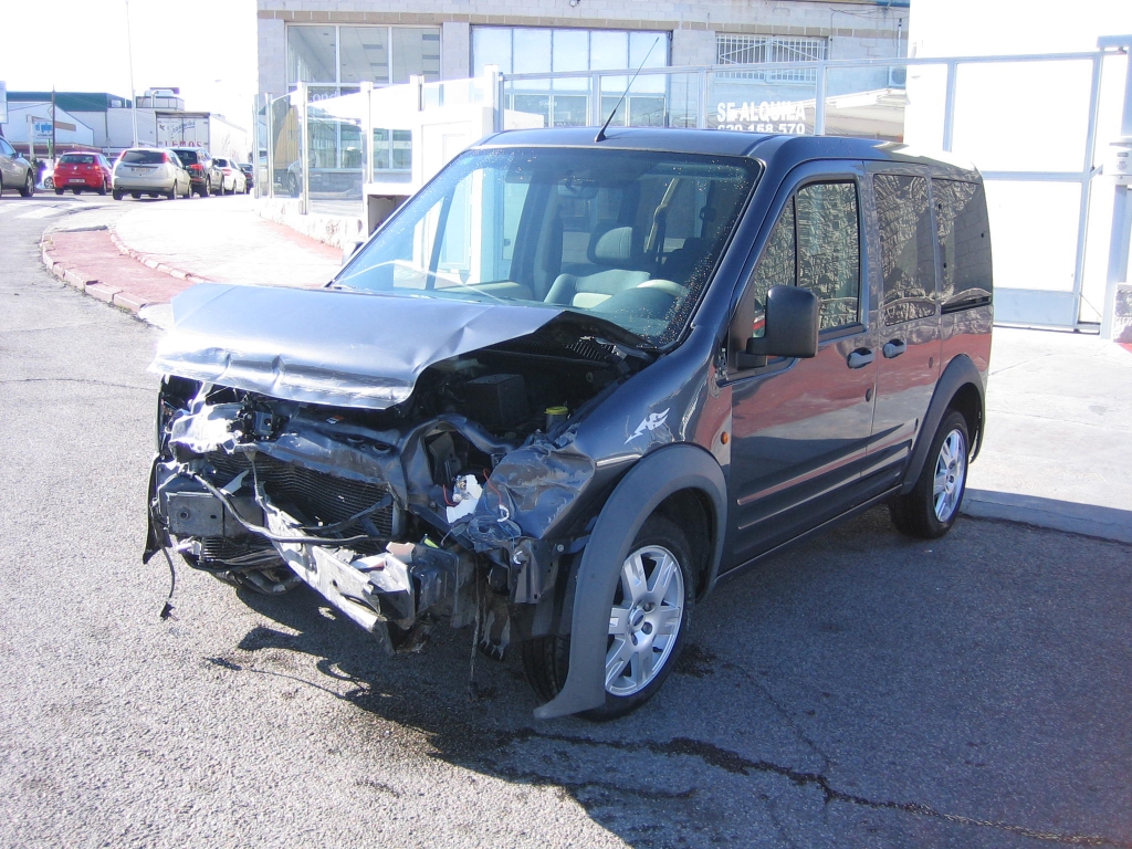 FORD TOURNEO CONNET KOMBI 1.8 GLX 110CV