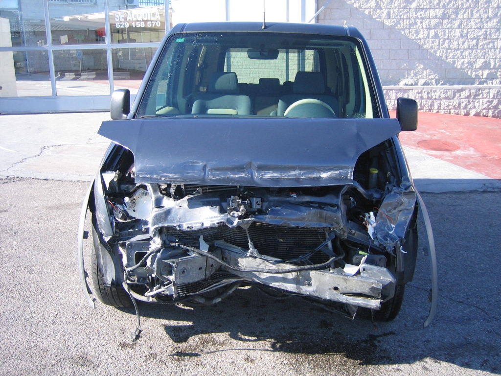 FORD TOURNEO CONNET KOMBI 1.8 GLX 110CV