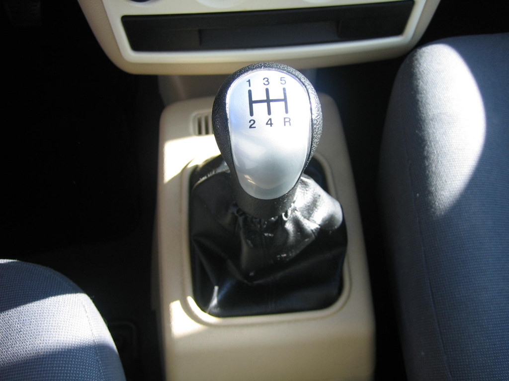 VISTA CAMBIO FORD TOURNEO CONNET KOMBI 1.8 GLX 110CV