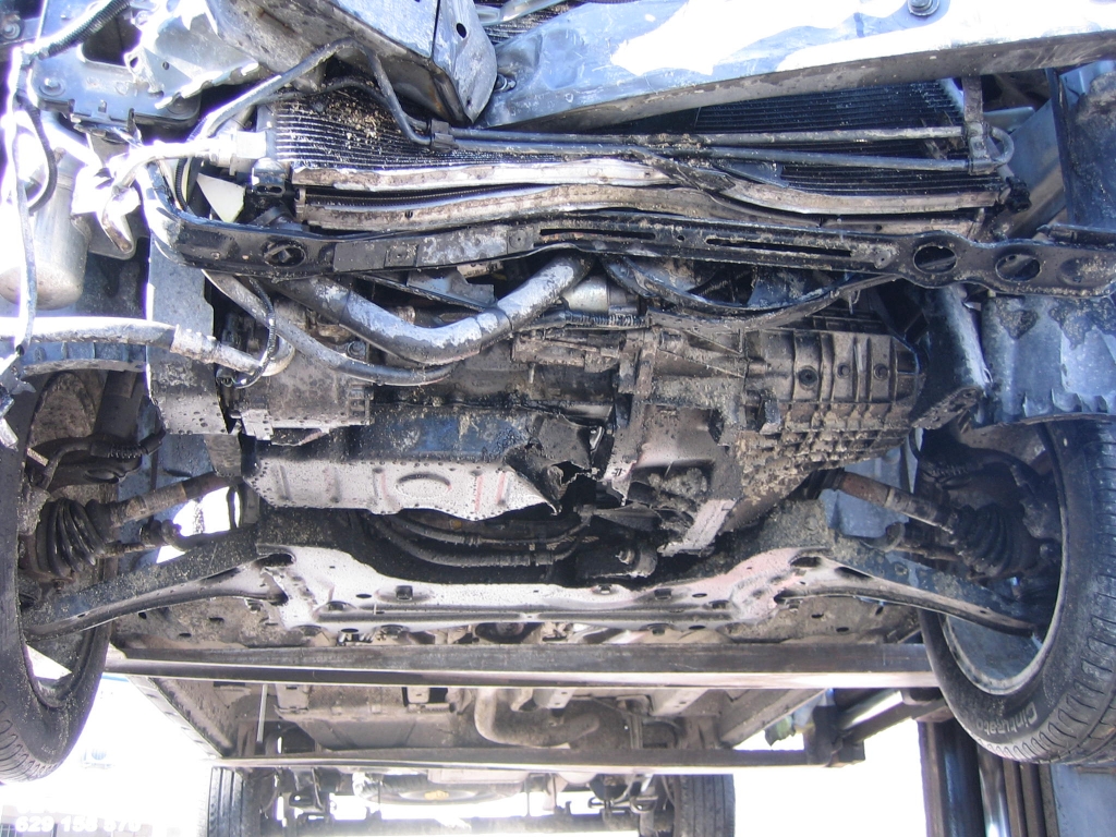 VISTA BAJOS FORD TOURNEO CONNET KOMBI 1.8 GLX 110CV