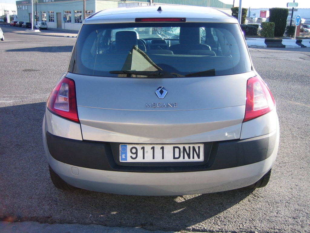 VISTA TRASERA RENAULT MEGANE 1.5 DCI 81CV