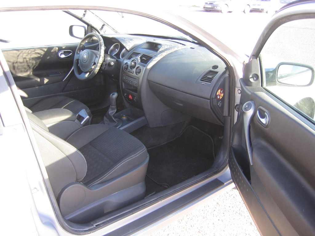 VISTA INTERIOR DERECHO RENAULT MEGANE 1.5 DCI 81CV
