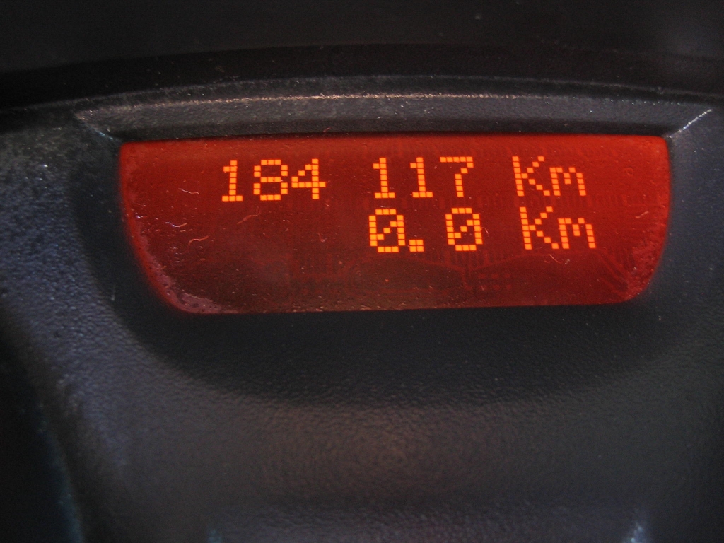 VISTA KM RENAULT MEGANE 1.5 DCI 81CV