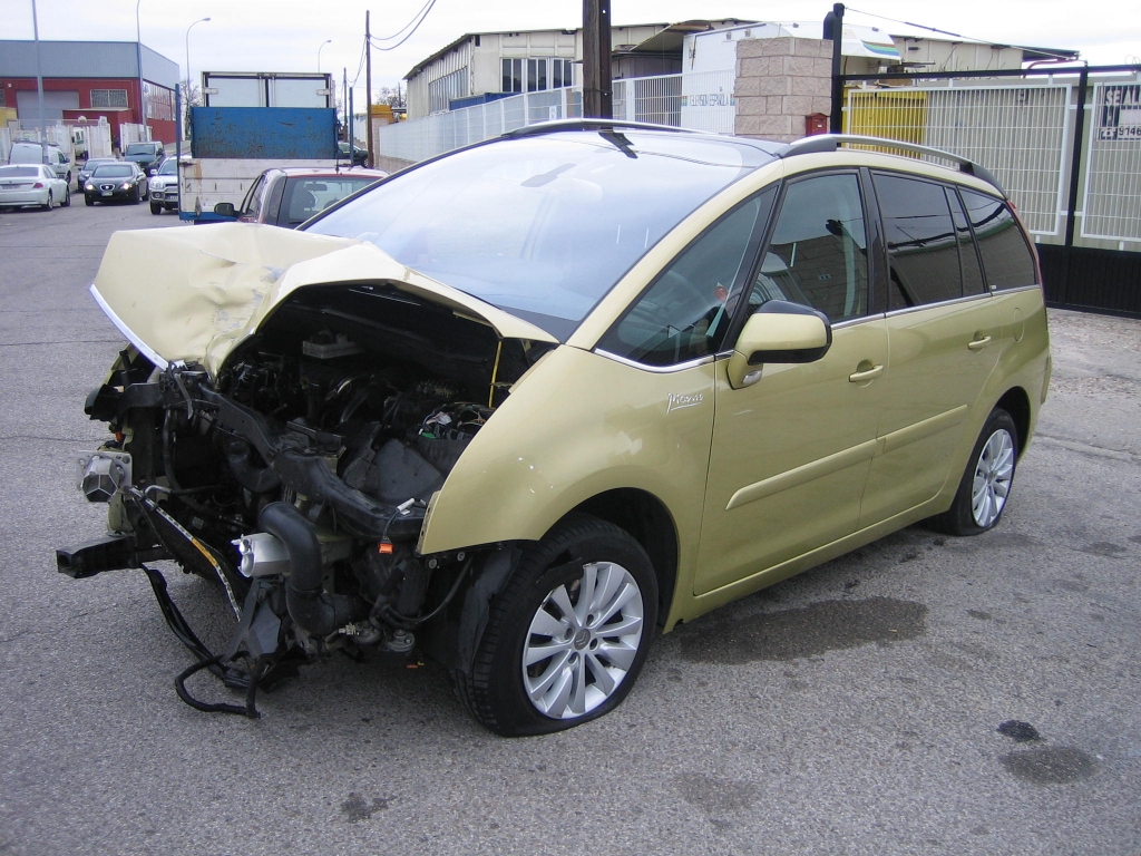 VISTA DELANTERA IZQUIERDACITROEN C-4 PICASSO 2.0 HDI 136CV 