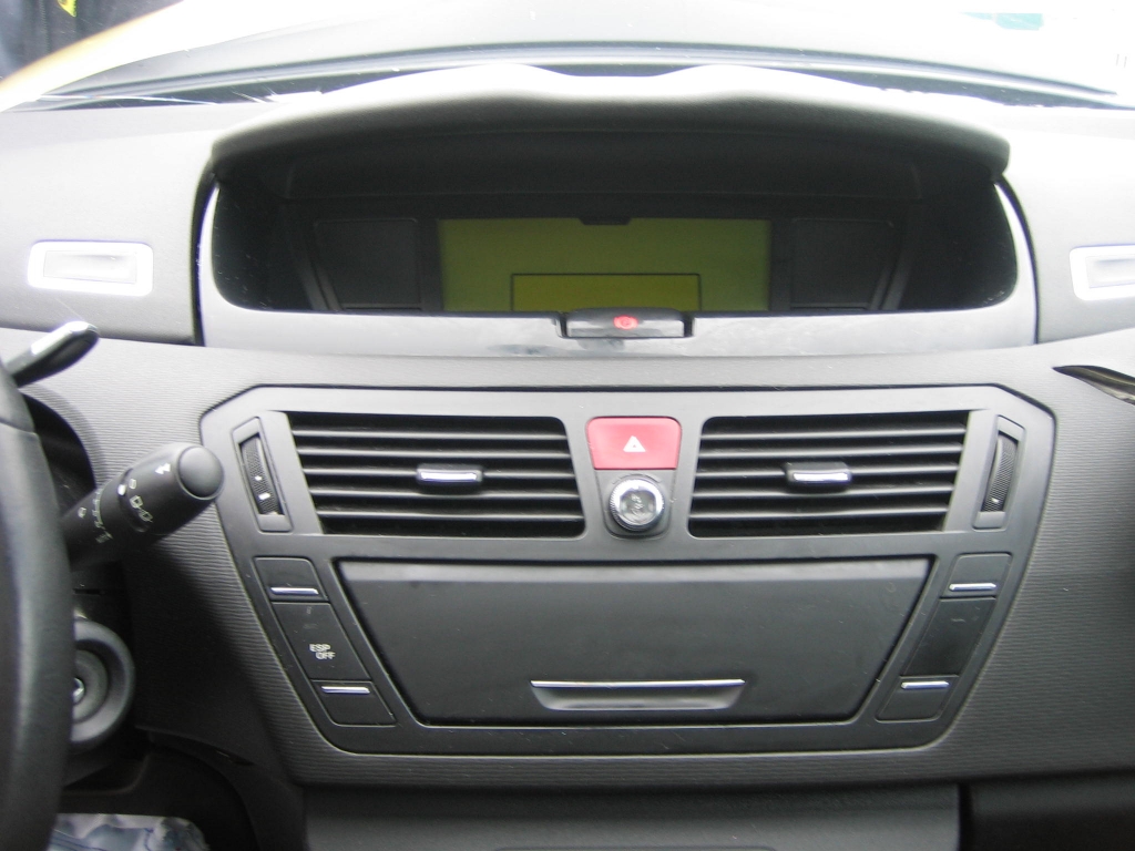 VISTA PANTALLA MULTI FUNCION CITROEN C-4 PICASSO 2.0 HDI 136CV