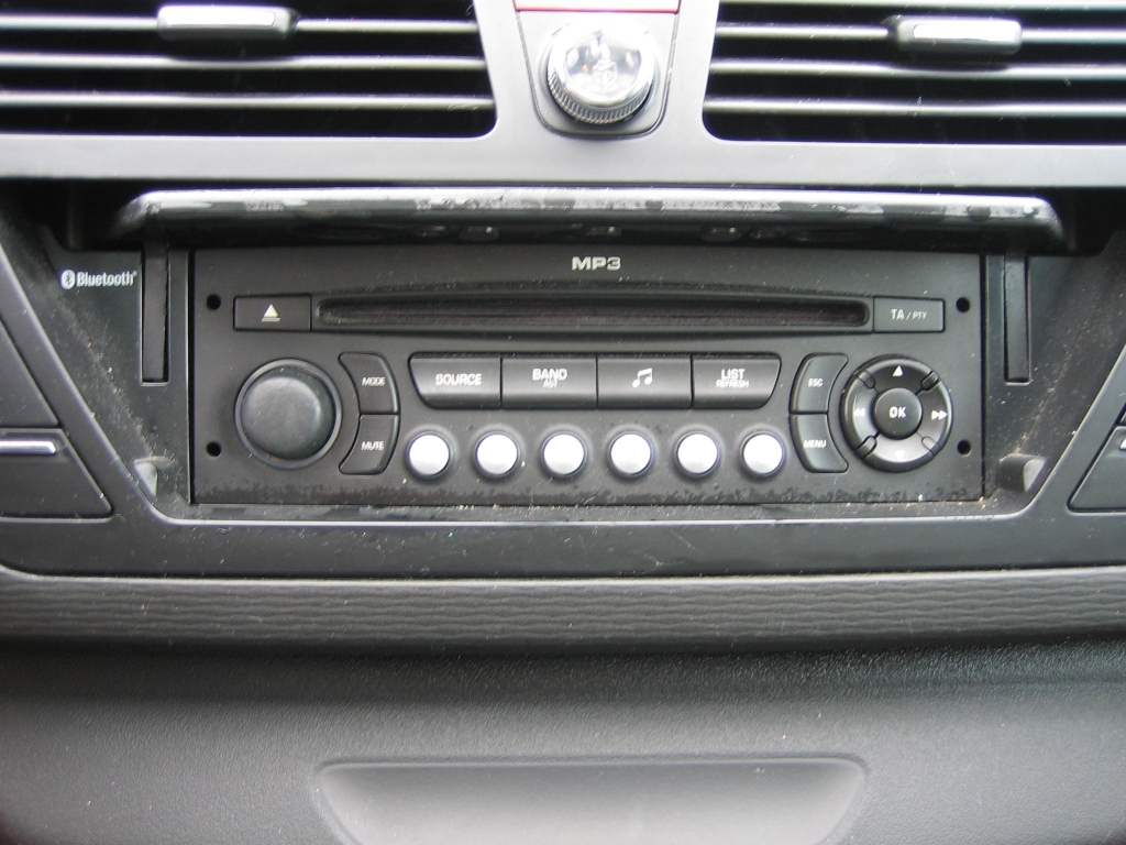 VISTA CD CITROEN C-4 PICASSO 2.0 HDI 136CV