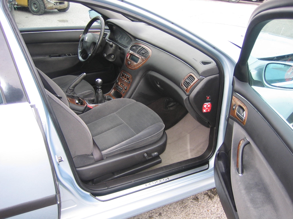 VISTA INTERIOR DERECHO PEUGEOT 607 2.2 HDI 133CV