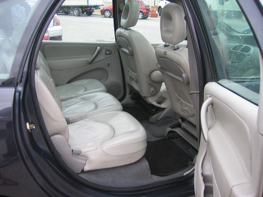 VISTA INTERIOR TRASERO CITROEN XSARA PICASSO 2.0 HDI 90CV EXCLUSIVE
