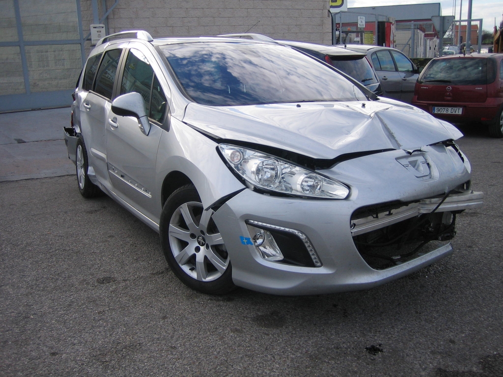 VISTA DELANTERA DERECHA PEUGEOT 308 SW 8L ACTIVE 1.6 HDI 115CV