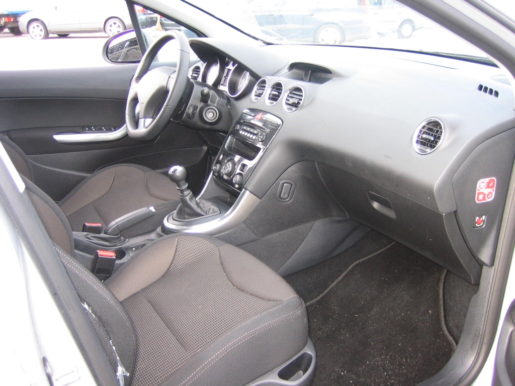 VISTA INTERIOR DERECHO PEUGEOT 308 SW 8L ACTIVE 1.6 HDI 115CV