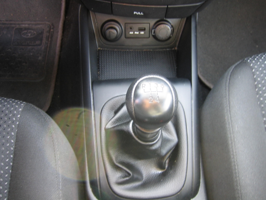 VISTA CAMBIO HYNDAI I-30 1.4 GASOLINA 109CV