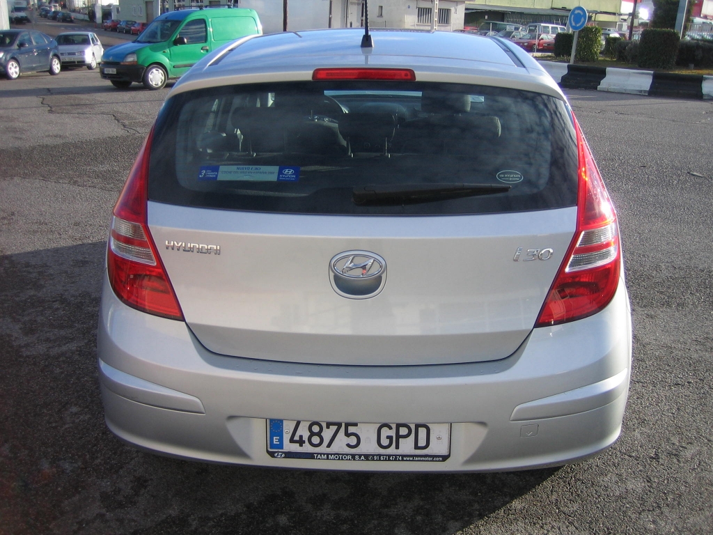 VISTA TRASERA HYNDAI I-30 1.4 GASOLINA 109CV