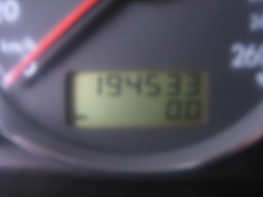 VISTA KM VOLKSWAGEN PASSAT 1.9 TDI VARIANT 4-MOTION 130CV