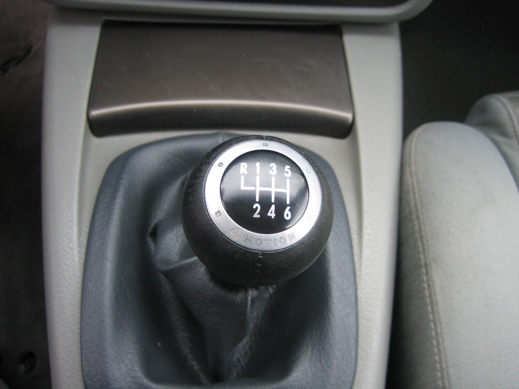 VISTA CAMBIO VOLKSWAGEN PASSAT 1.9 TDI VARIANT 4-MOTION 130CV